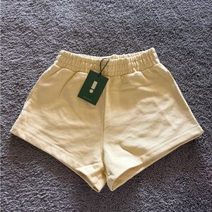 Daily drills super shorts in butter size XS/S brand new